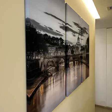 Apartment Loft Moderno Monte Senario- Colosseo In 15 Min In Metro Rome
