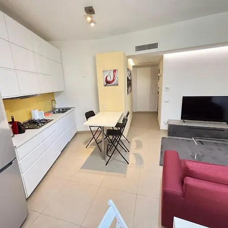 Loft Moderno Monte Senario- Colosseo In 15 Min In Metro Apartment *