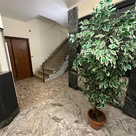 Loft Moderno Monte Senario- Colosseo In 15 Min In Metro *