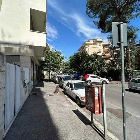 Loft Moderno Monte Senario- Colosseo In 15 Min In Metro Rome