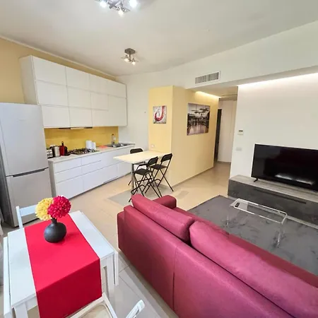 Loft Moderno Monte Senario- Colosseo In 15 Min In Metro 公寓